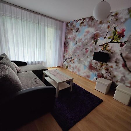 Dainai Apartament Šiauliai Екстериор снимка