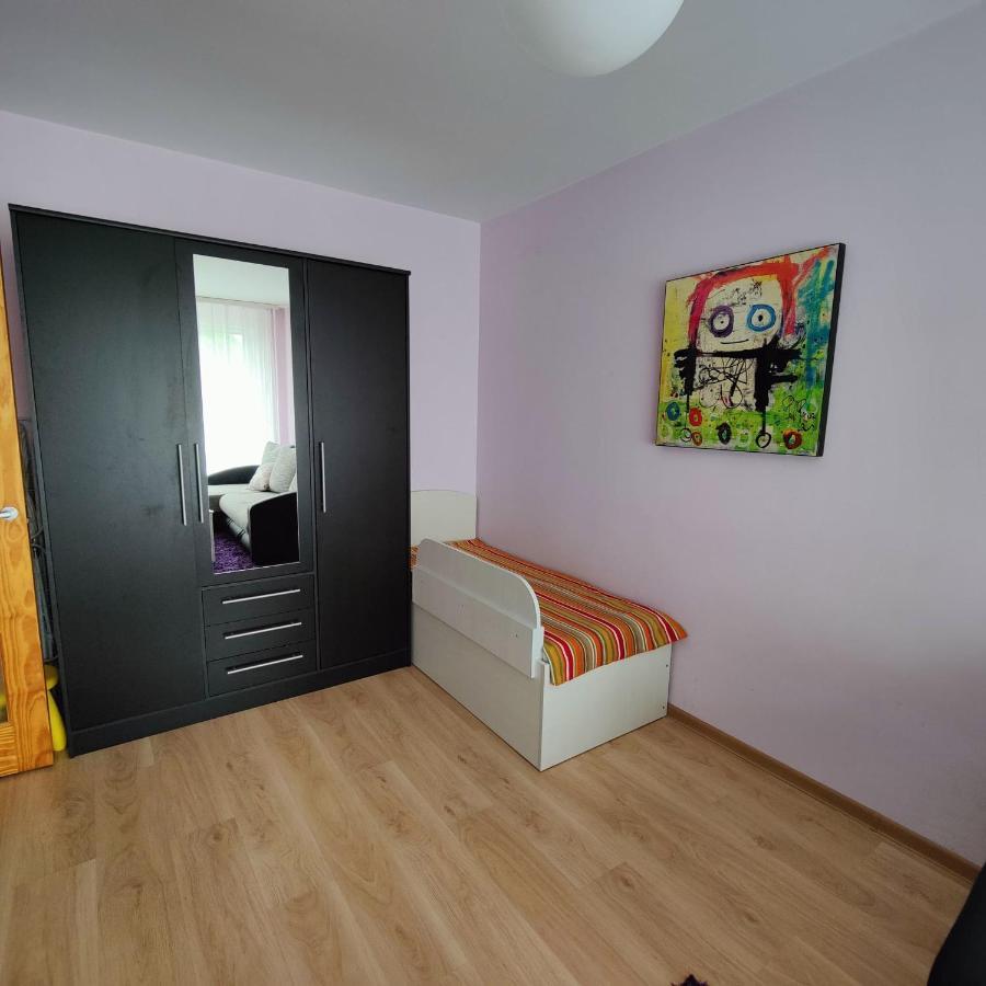 Dainai Apartament Šiauliai Екстериор снимка